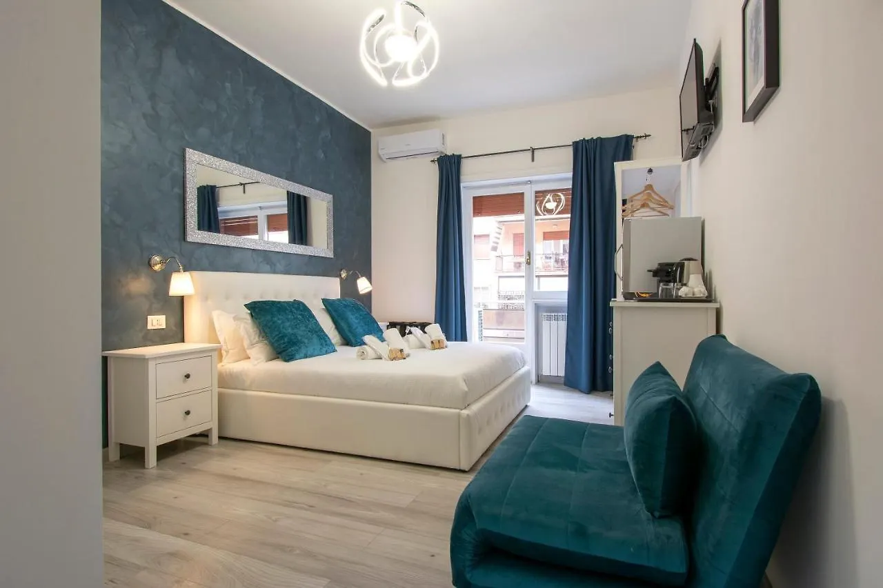 Luxury Boutique Hotel Roma Bed and breakfast
